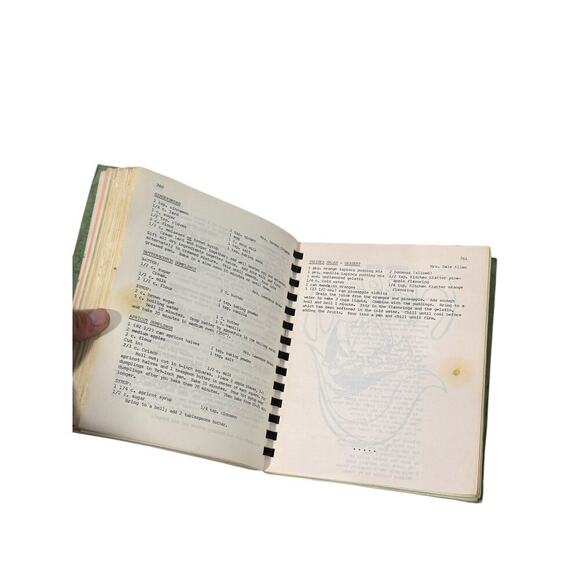 Shelby Iowa Our Favorite Recipes 1970 100 Year Vintage Recipes Cook Book - Picture 4 of 11